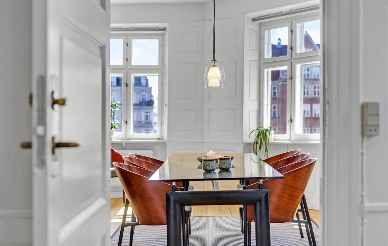 Beautiful Apartment In Kbenhavn K With Wifi Copenhagen Exterior photo